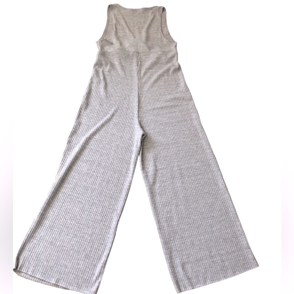ZARA Trafaluc Grey Ribbed Ruffle Jumpsuit - Picture 3 of 9